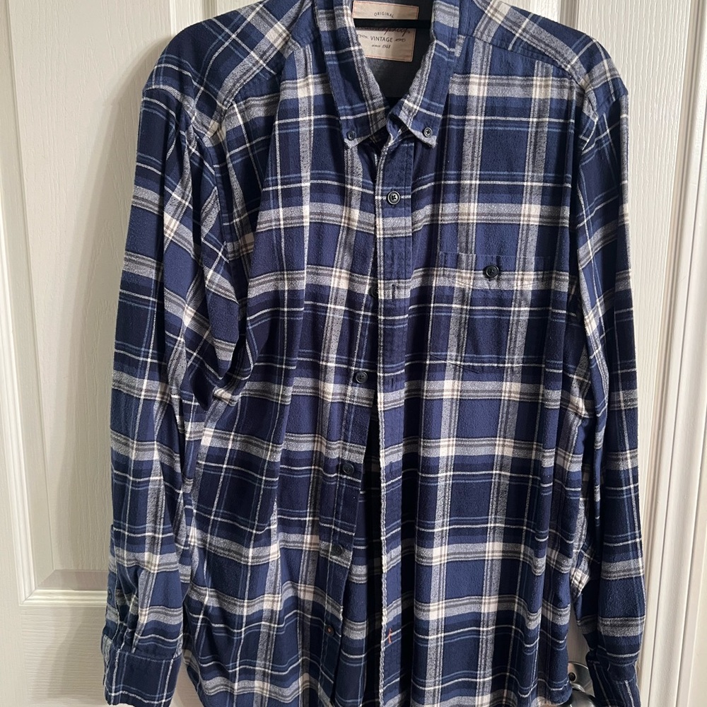 Weatherproof Navy and White Plaid Button Down Shirt